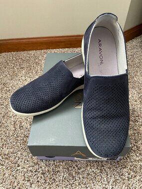 Aravon Women's Lia Slip-on Washable Loafer, Navy, Size 8B